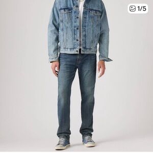 Levi's 514 Medium Blue Straight-Leg Denim Jeans